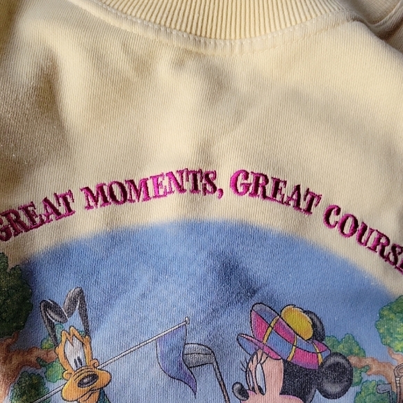 Disney Store Vintage 90's Embroidered Yellow Graphic Sweatshirt Size L - Picture 10 of 10